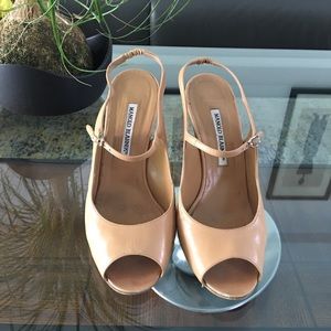 Manolo Blahnik Nude Peep toe Slingback Pumps